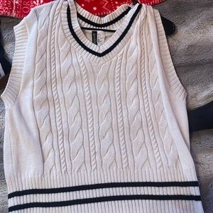 H&M Sweater Vest